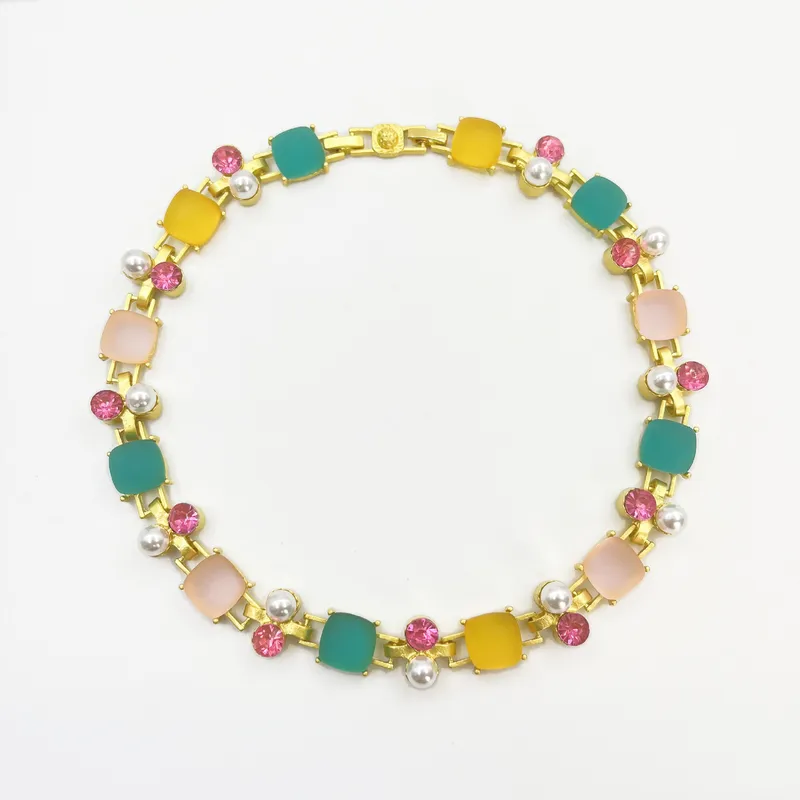 Colorful Alloy Choker Necklace with Faux Pearls