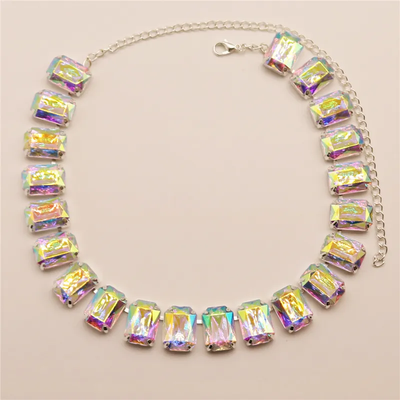 Glam Queen Square Rhinestone Choker