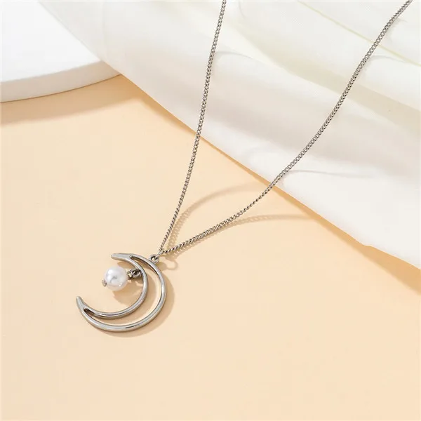 Elegant Crescent Moon Pendant Necklace